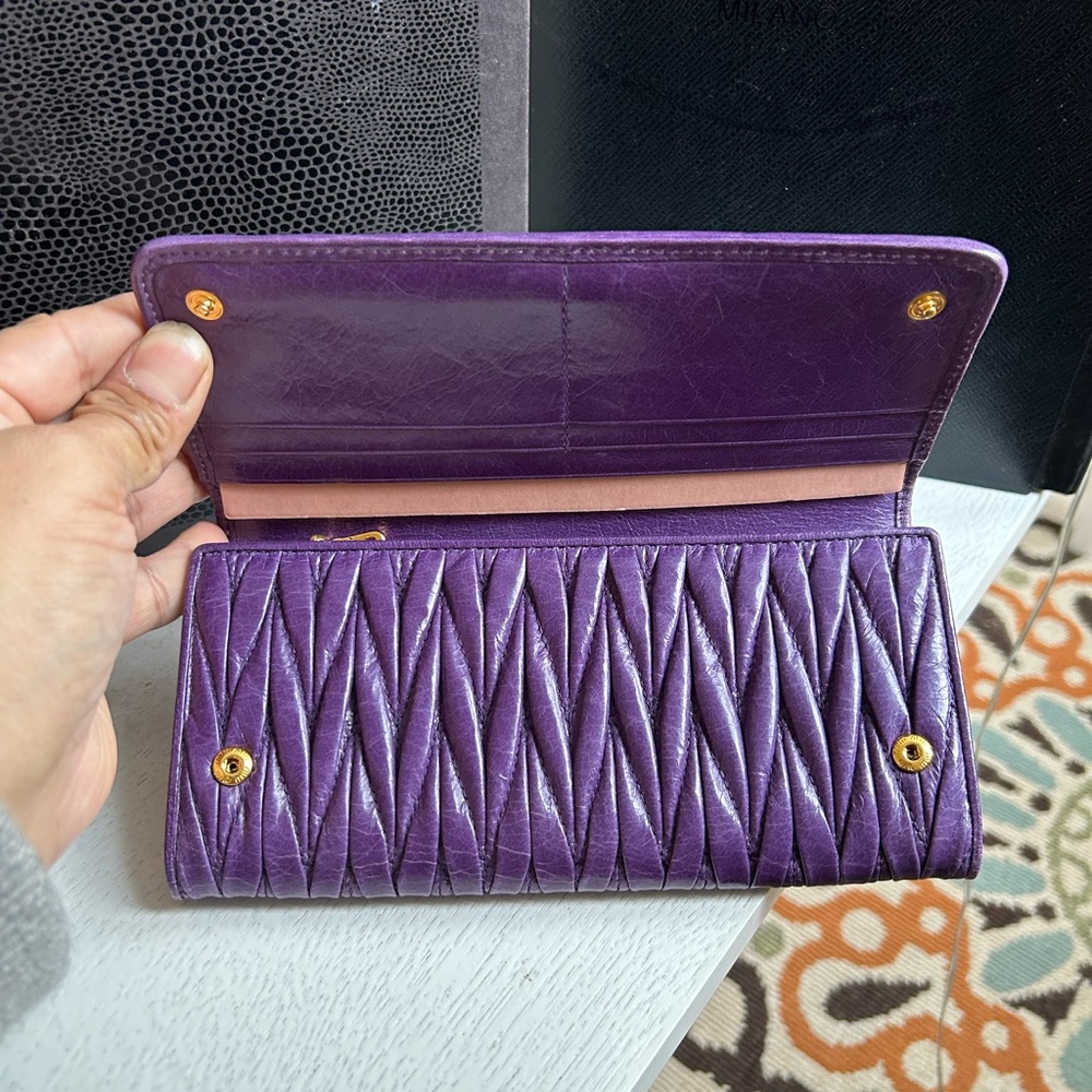 Nwt Miu Miu Matelasse Long Wallet - image 4